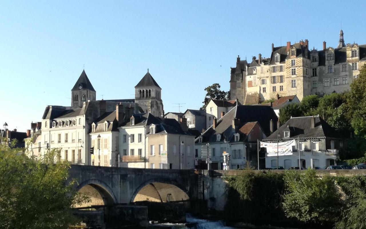 Au Pied Du Chateau サン・テニャン エクステリア 写真